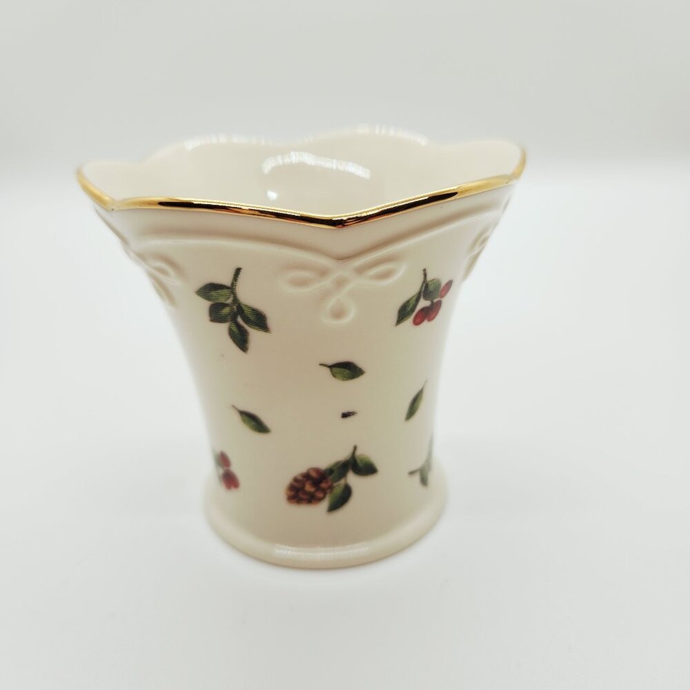 Lenox Williamsburg Boxwood & Pine Votive Candleholder 3 1/4 in Gold Trim
